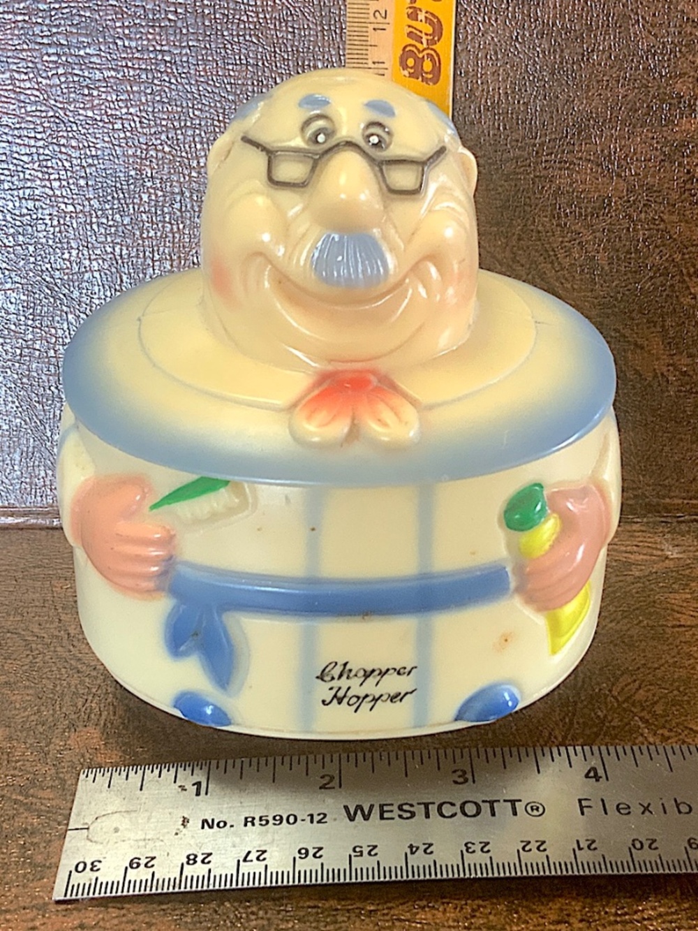 Beautiful Mid Century plastic Chopper Hopper - Picture 2 of 3